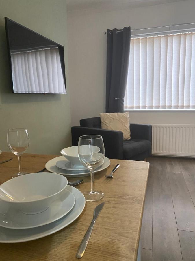 Montrose - Perfect Contractor Stay, Own Driveway, 3 Bedrooms Gateshead Bagian luar foto